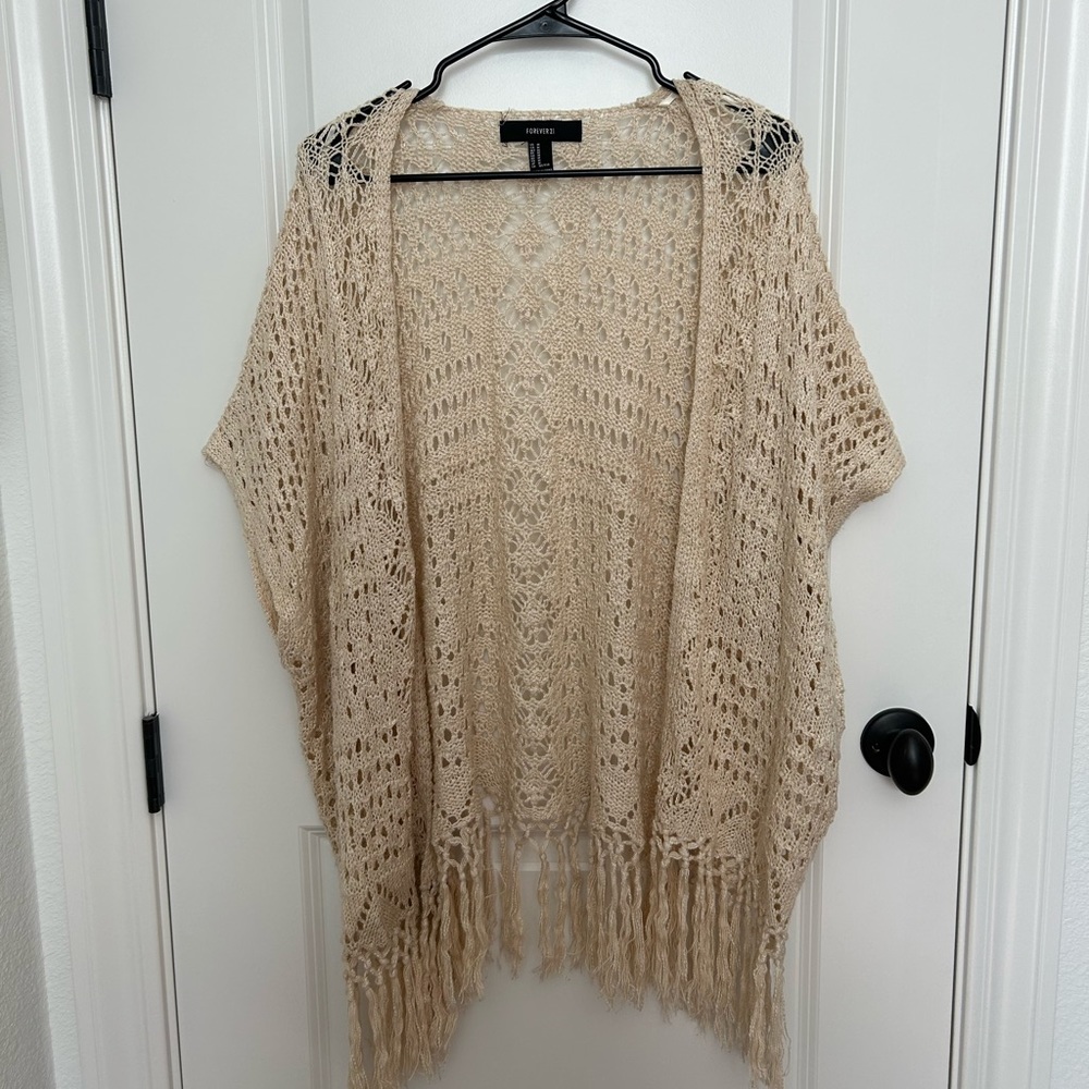 Forever 21 flowy crochet cardigan